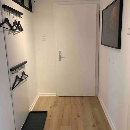 65qm Mit Balkon Und Carport In ビーレフェルト