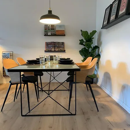65qm Mit Balkon Und Carport In