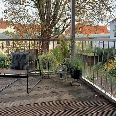 アパート 65qm Mit Balkon Und Carport In