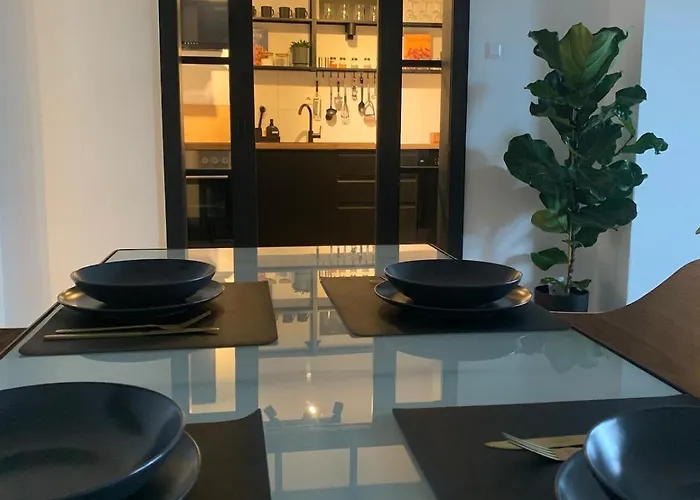 65qm Mit Balkon Und Carport In Appartement *