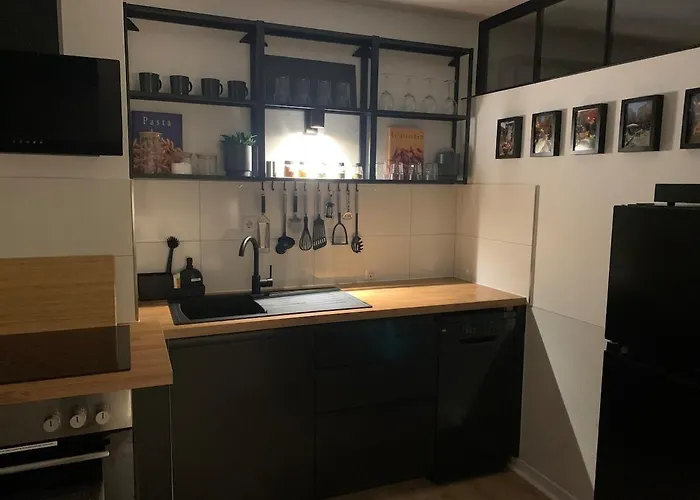 65qm Mit Balkon Und Carport In Appartement Bielefeld